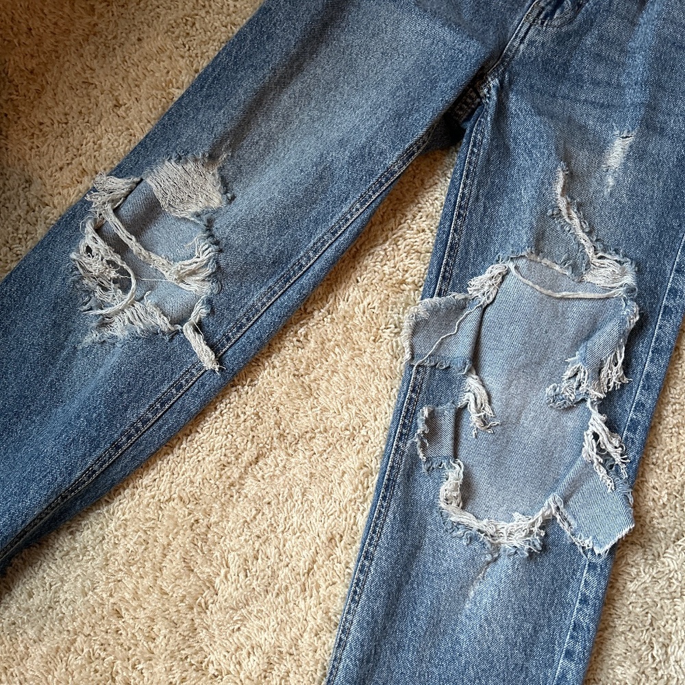 Like new Pacsun jeans size 23 waist 90s boyfriend - Picture 4 of 5